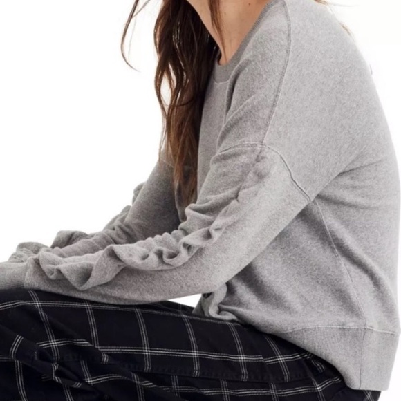 New Madewell Ruffle Sweatshirt Size Small - Picture 5 of 11